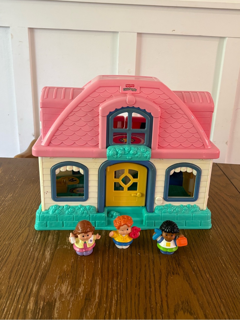 Vintage 90’s Fisher Price Little People Sweet Sounds Home Dollhouse